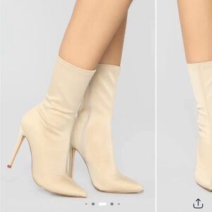 Fashion Nova Cream Heeled Boots